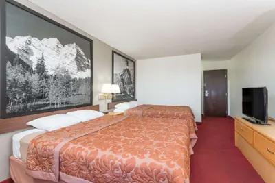 Photo 5 - Super 8 by Wyndham Grand Junction Colorado