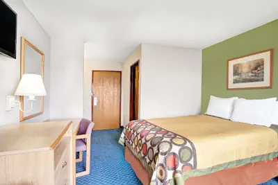 Photo 5 - Super 8 by Wyndham West Memphis