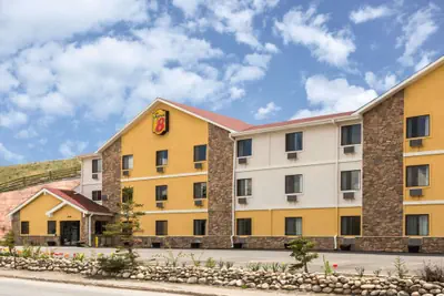 Photo 2 - Super 8 by Wyndham Dillon/Breckenridge Area