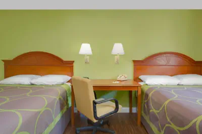 Photo 5 - Super 8 by Wyndham Gainesville I-75 Hospital University Area