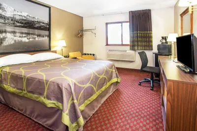 Photo 5 - Super 8 by Wyndham Longmont/Del Camino