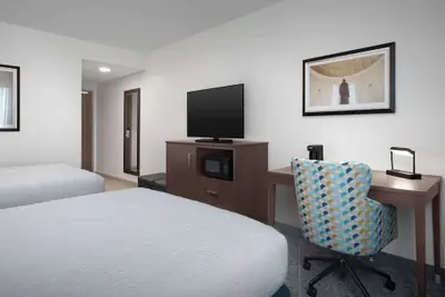 Photo 5 - Hampton Inn Washington DC NoMa Union Station
