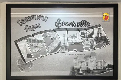 Photo 3 - Super 8 by Wyndham Evansville East
