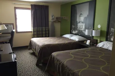 Photo 4 - Super 8 by Wyndham Muncie/Ball St. College Area