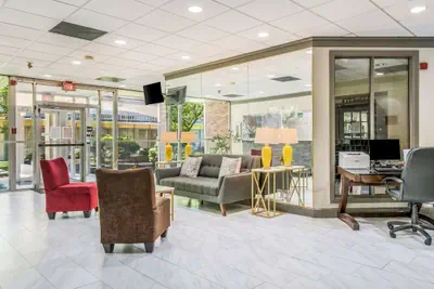 Photo 4 - Quality Inn & Suites York East
