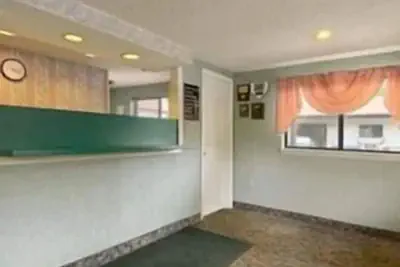 Photo 3 - Enfield Inn