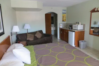 Photo 5 - Super 8 by Wyndham South Padre Island