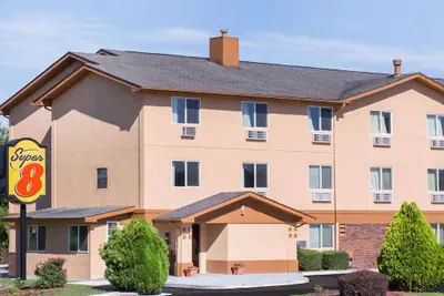 Photo 2 - Super 8 by Wyndham Augusta/Ft Eisenhower Area