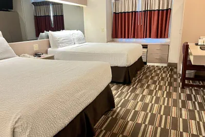 Photo 4 - Microtel Inn and Suites by Wyndham MSP Airport Bloomington