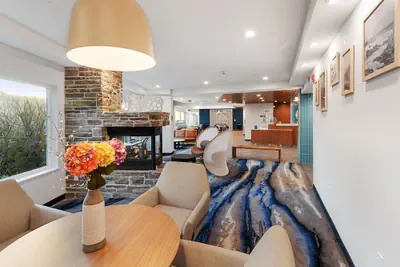 Photo 4 - Fairfield Inn & Suites by Marriott San Francisco Pacifica