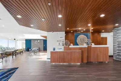 Photo 3 - Fairfield Inn & Suites by Marriott San Francisco Pacifica