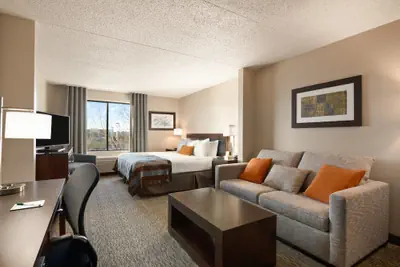 Photo 5 - Wingate by Wyndham - Fargo