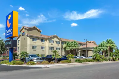 Photo 2 - Comfort Inn & Suites North Tucson - Marana
