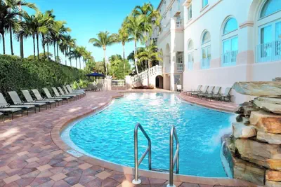 Photo 2 - Hilton Naples