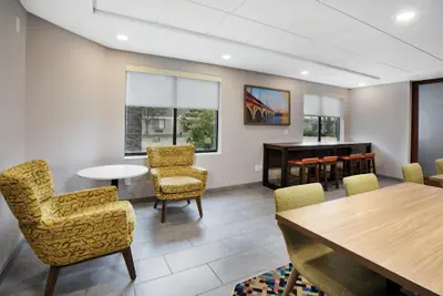 Photo 4 - Hampton Inn Hotel Detroit/Belleville-Airport Area