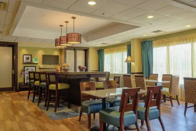 Photo 4 - Hampton Inn Edenton