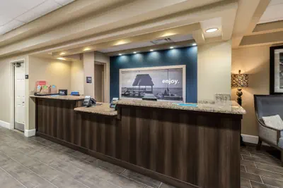 Photo 3 - Hampton Inn Daytona Shores - Oceanfront
