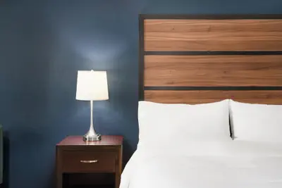 Photo 3 - Garner Hotel Topeka West by IHG