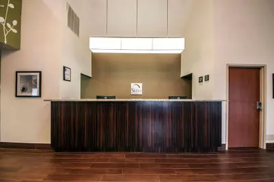 Photo 4 - Sleep Inn & Suites Tulsa Central I-44
