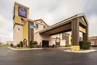 Photo 2 - Sleep Inn & Suites Tulsa Central I-44