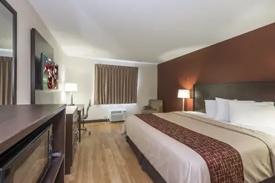 Photo 4 - Red Roof Inn Columbus - Ohio State Fairgrounds