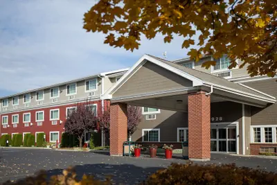 Photo 2 - Coast Hilltop Inn