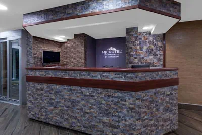 Photo 5 - Microtel Inn & Suites by Wyndham Baltimore BWI Airport