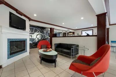 Photo 3 - Best Western Edinburgh/Columbus