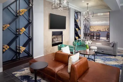 Photo 3 - Hilton Garden Inn Washington DC Downtown