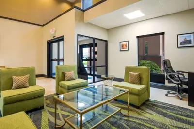 Photo 5 - Quality Inn & Suites Sellersburg - Louisville Area
