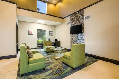 Photo 4 - Quality Inn & Suites Sellersburg - Louisville Area