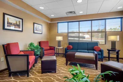 Photo 3 - Comfort Inn & Suites LaGrange East
