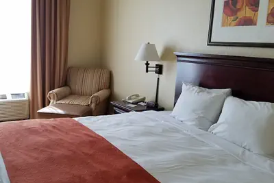 Photo 5 - Country Inn & Suites by Radisson, Lexington, VA