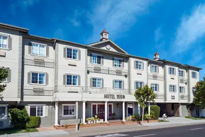 Photo 2 - Hotel 1550 - SFO Airport