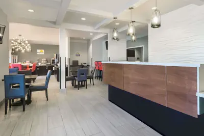 Photo 3 - Hotel 1550 - SFO Airport