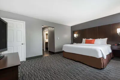 Photo 3 - Hawthorn Extended Stay by Wyndham Columbus West