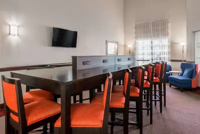 Photo 2 - Hawthorn Suites by Wyndham Las Vegas/Henderson