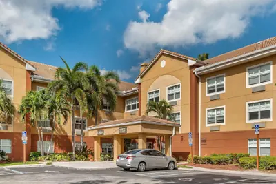Photo 2 - Extended Stay America Suites Fort Lauderdale Plantation