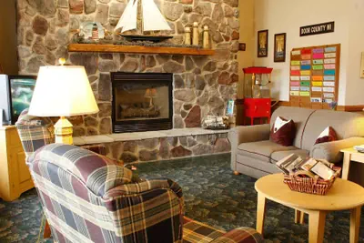 Photo 2 - AmericInn by Wyndham Sturgeon Bay