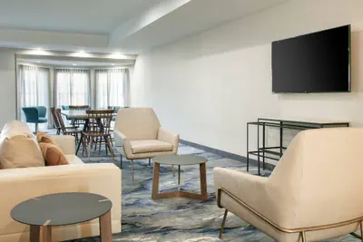 Photo 3 - Fairfield Inn & Suites by Marriott Tulsa Central