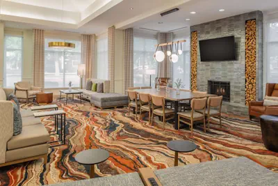 Photo 3 - Hilton Garden Inn Portland/Lake Oswego
