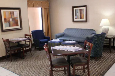 Photo 5 - Holiday Inn Express Kansas City-Liberty by IHG