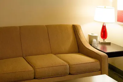 Photo 3 - Holiday Inn Express Hotel & Suites Oxford by IHG