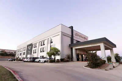 Photo 2 - Hampton Inn Kerrville