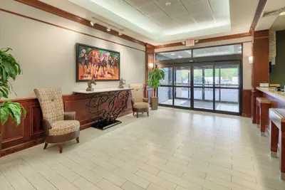 Photo 3 - Hampton Inn Louisville - Northeast