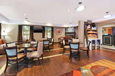 Photo 4 - Hampton Inn Monroe