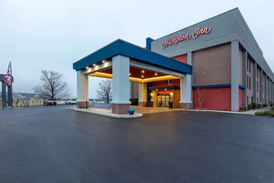 Photo 2 - Hampton Inn Corbin KY
