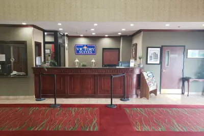 Photo 2 - A Victory Suites Warren