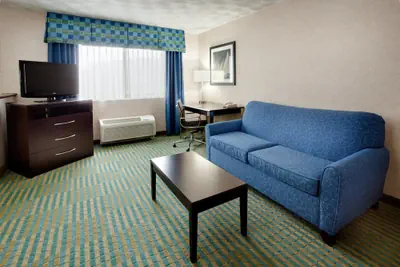 Photo 5 - Holiday Inn Express & Suites Smithfield - Providence by IHG