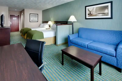 Photo 4 - Holiday Inn Express & Suites Smithfield - Providence by IHG